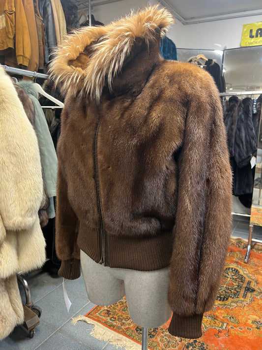 Cape en fourrure de vison