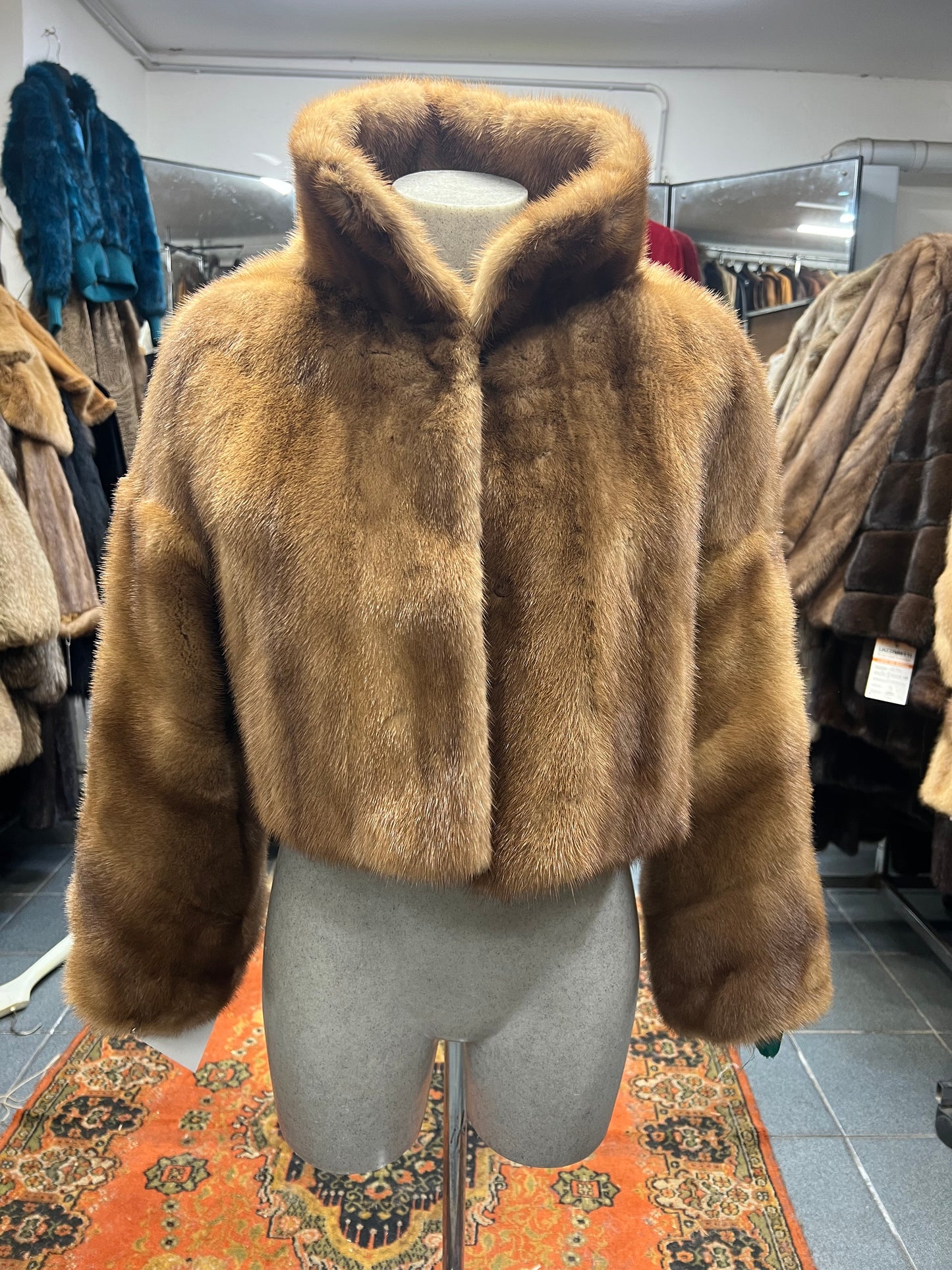 Veste en fourrure de vison collection moderne 2707