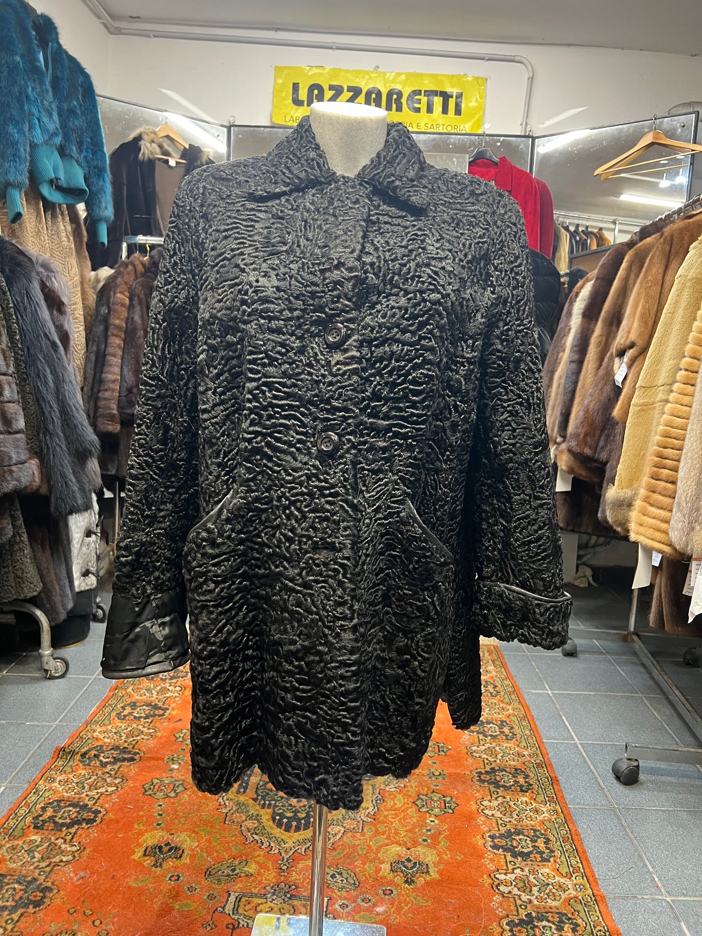 Manteau astrakan ( Persan)