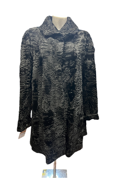 Manteau en fourrure astrakan ( Persan)