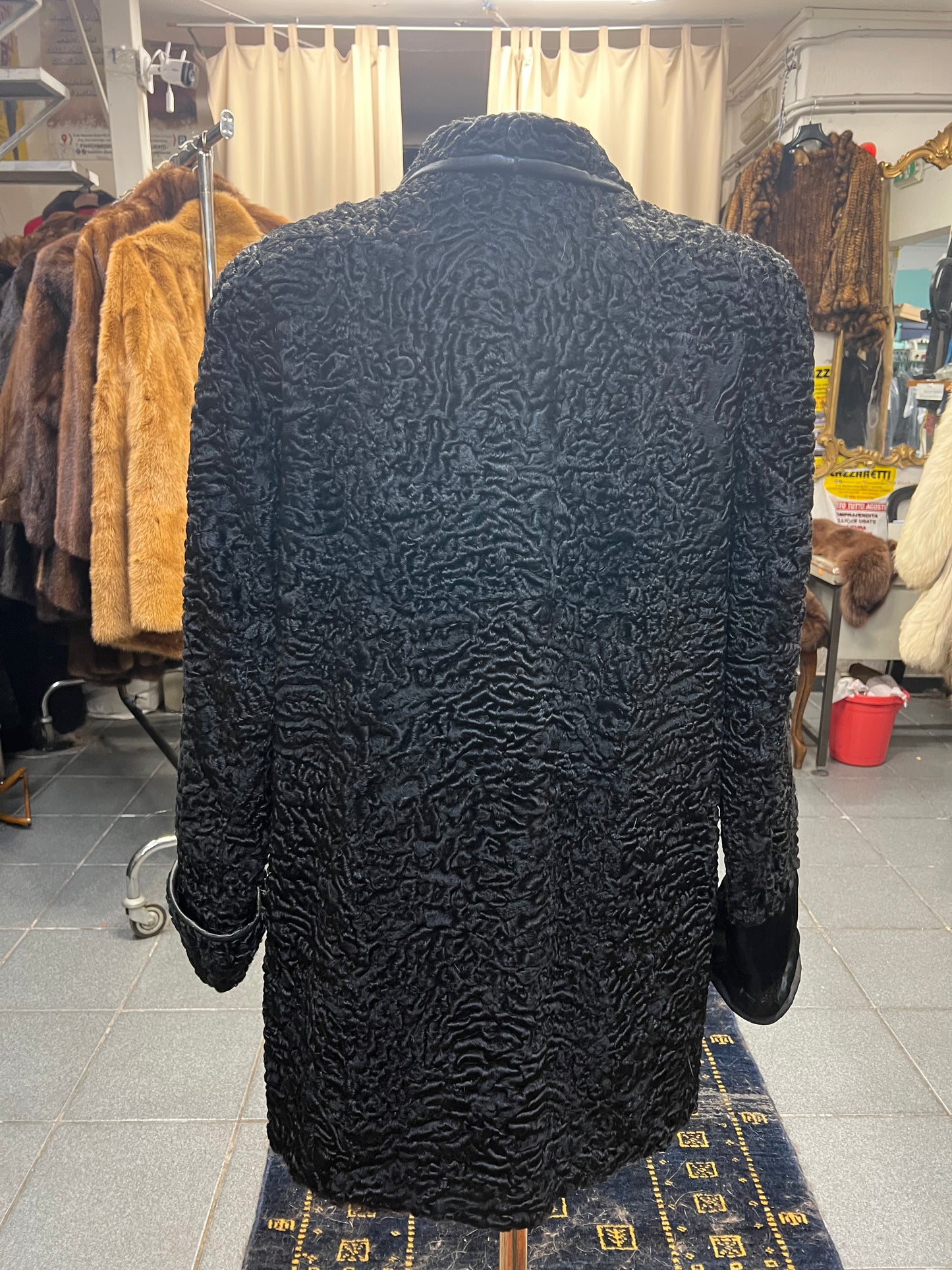 Manteau astrakan ( Persan)