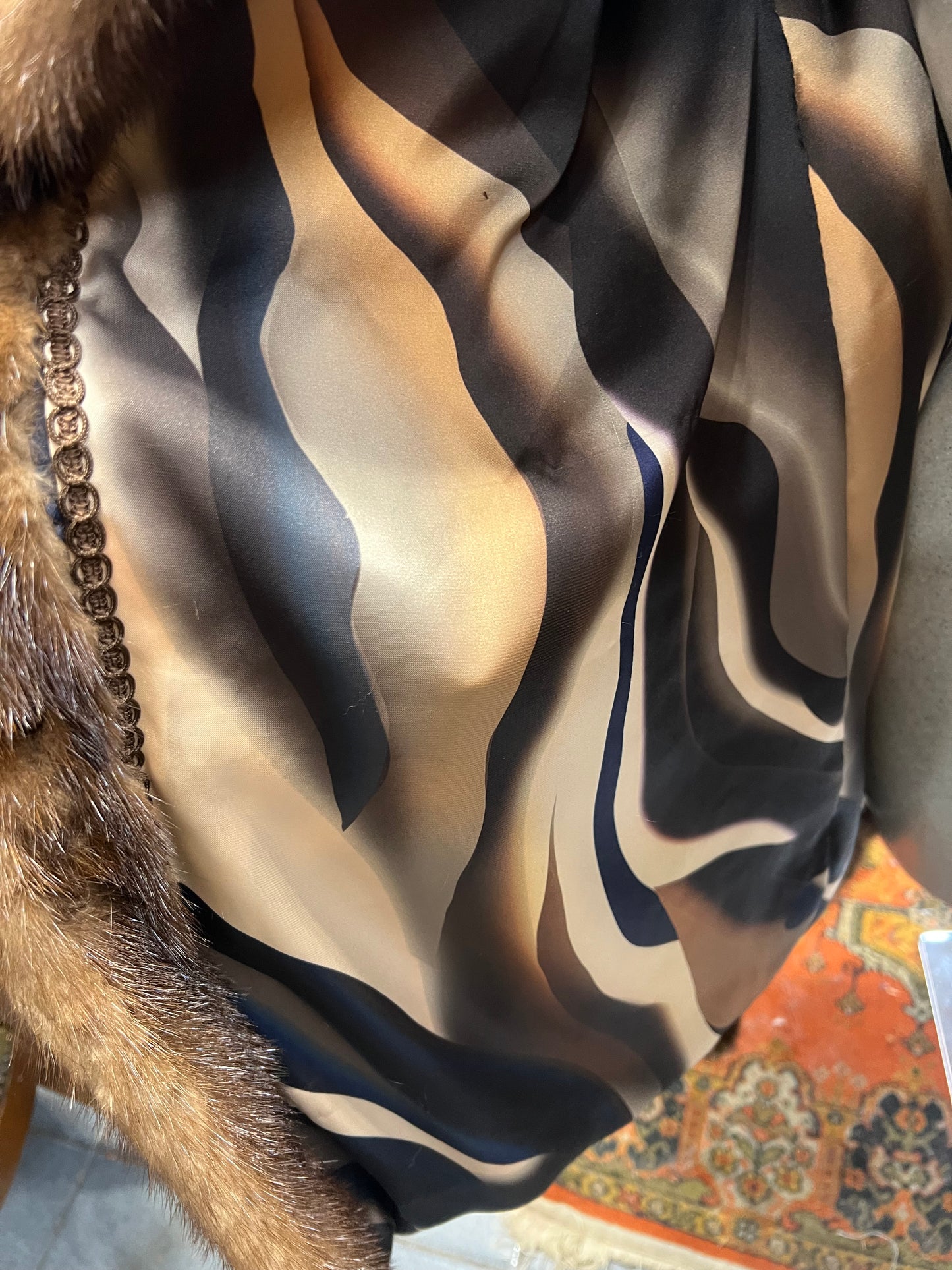 Manteau de vison avec ceinture 2708