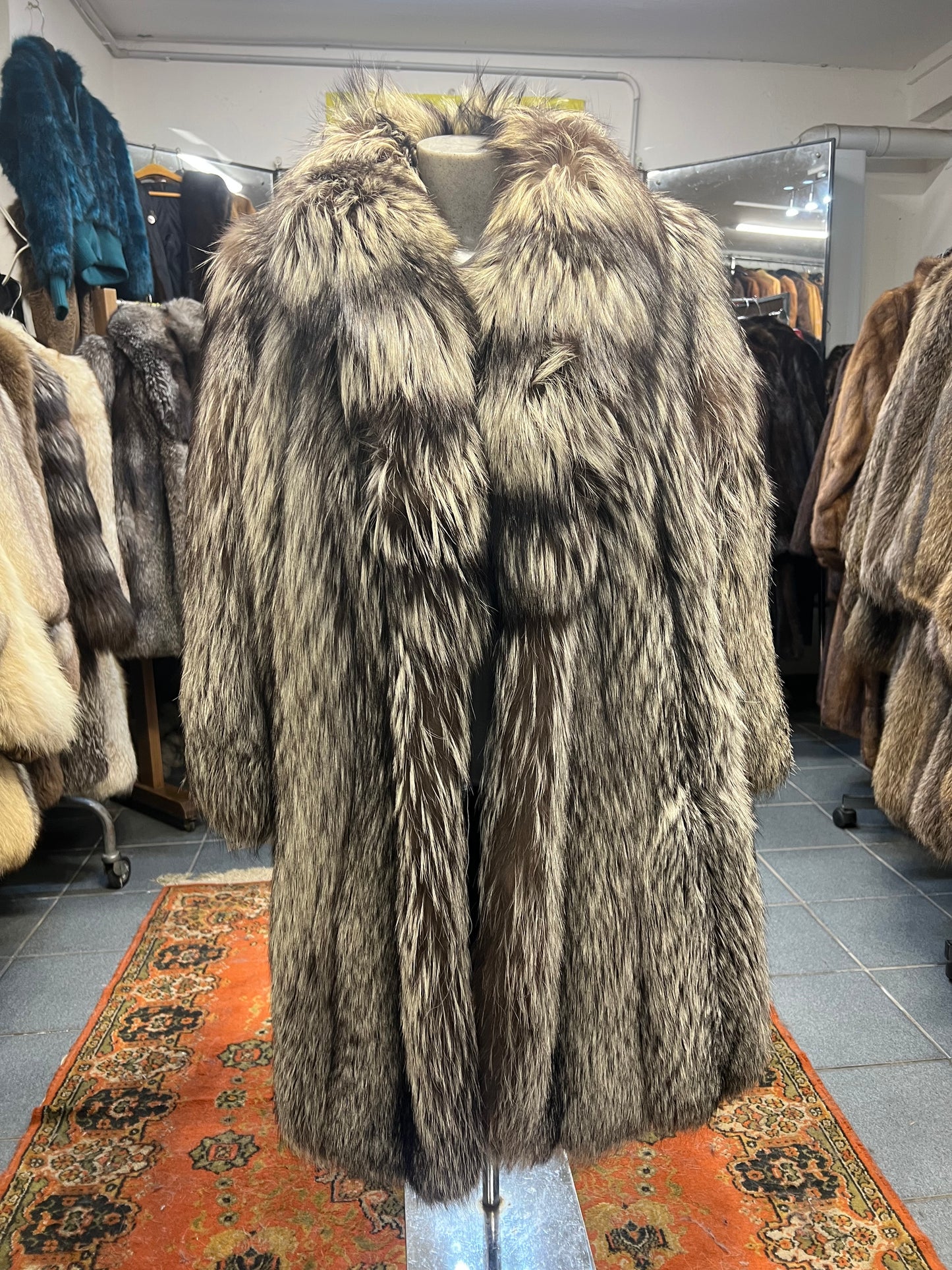 Manteau en fourrure de renard argenté 2773