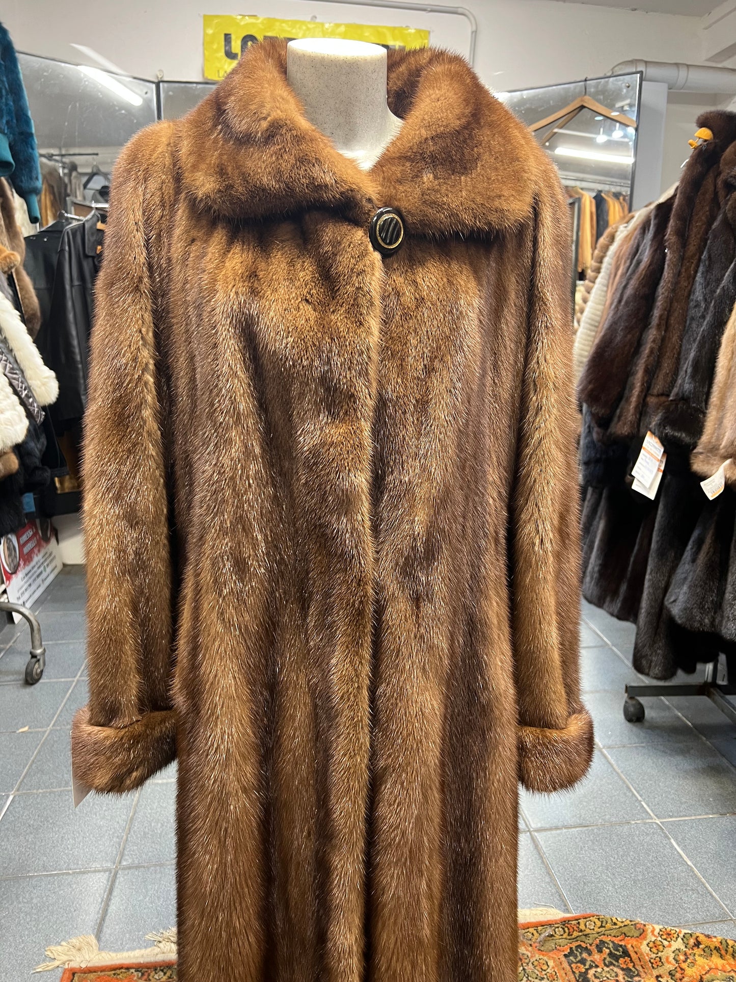 Manteau en fourrure de vison 2702