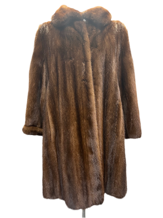 Manteau en fourrure de vison marron chocolat