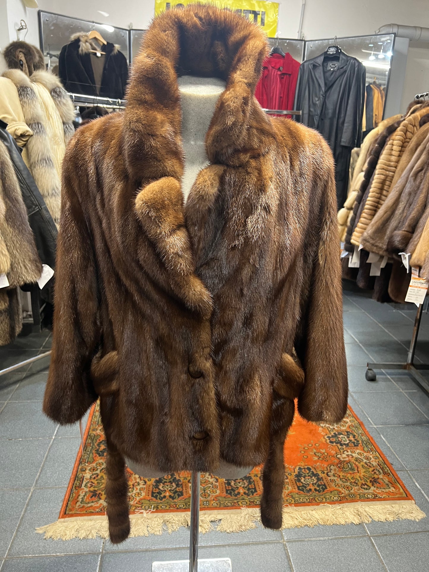 Cape vison avec ceinture 2375