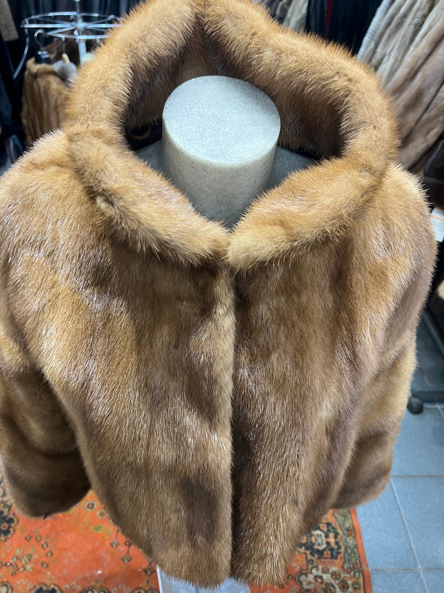 Veste en fourrure de vison collection moderne 2707