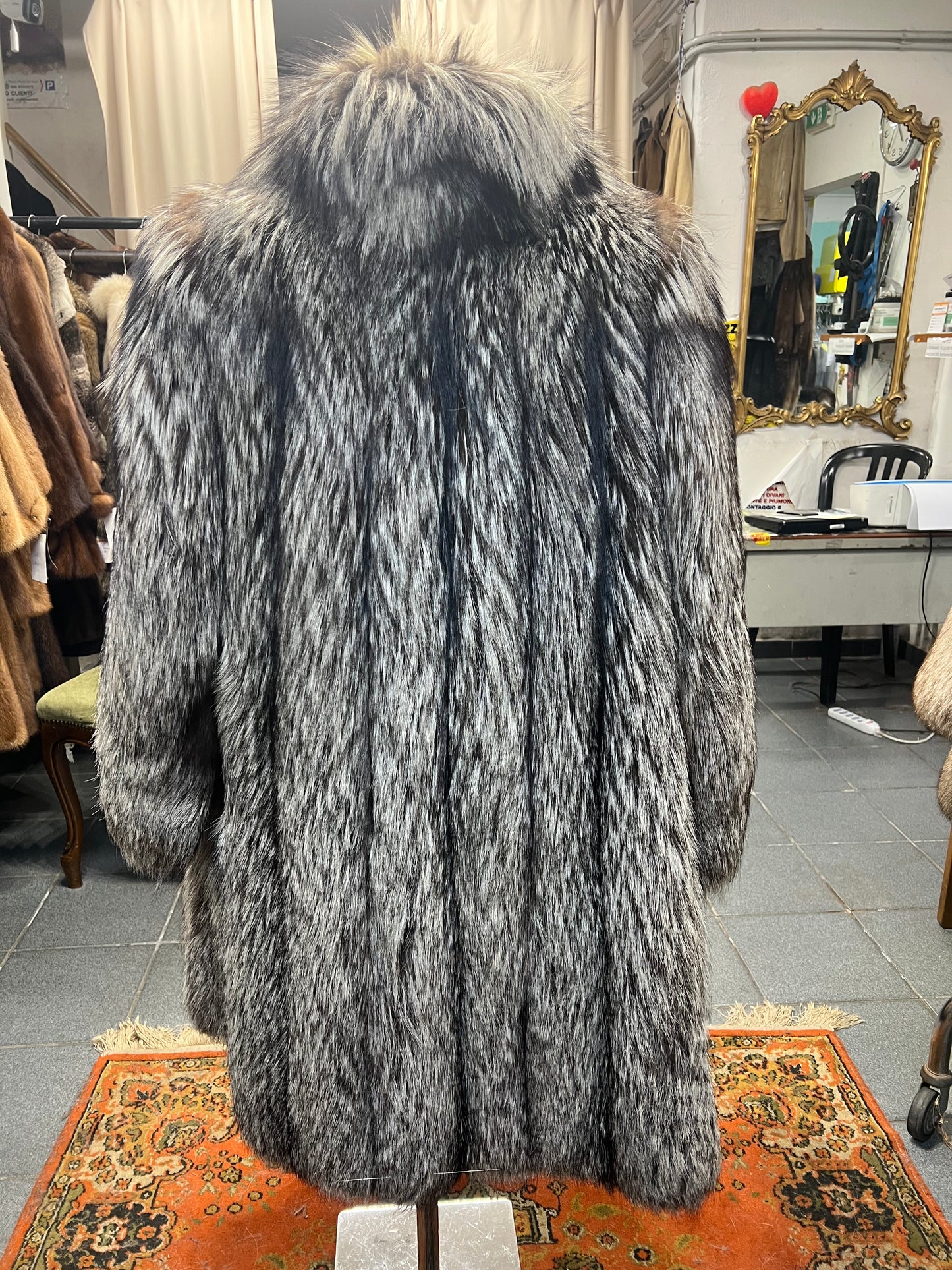 Manteau en fourrure de renard argenté 2773