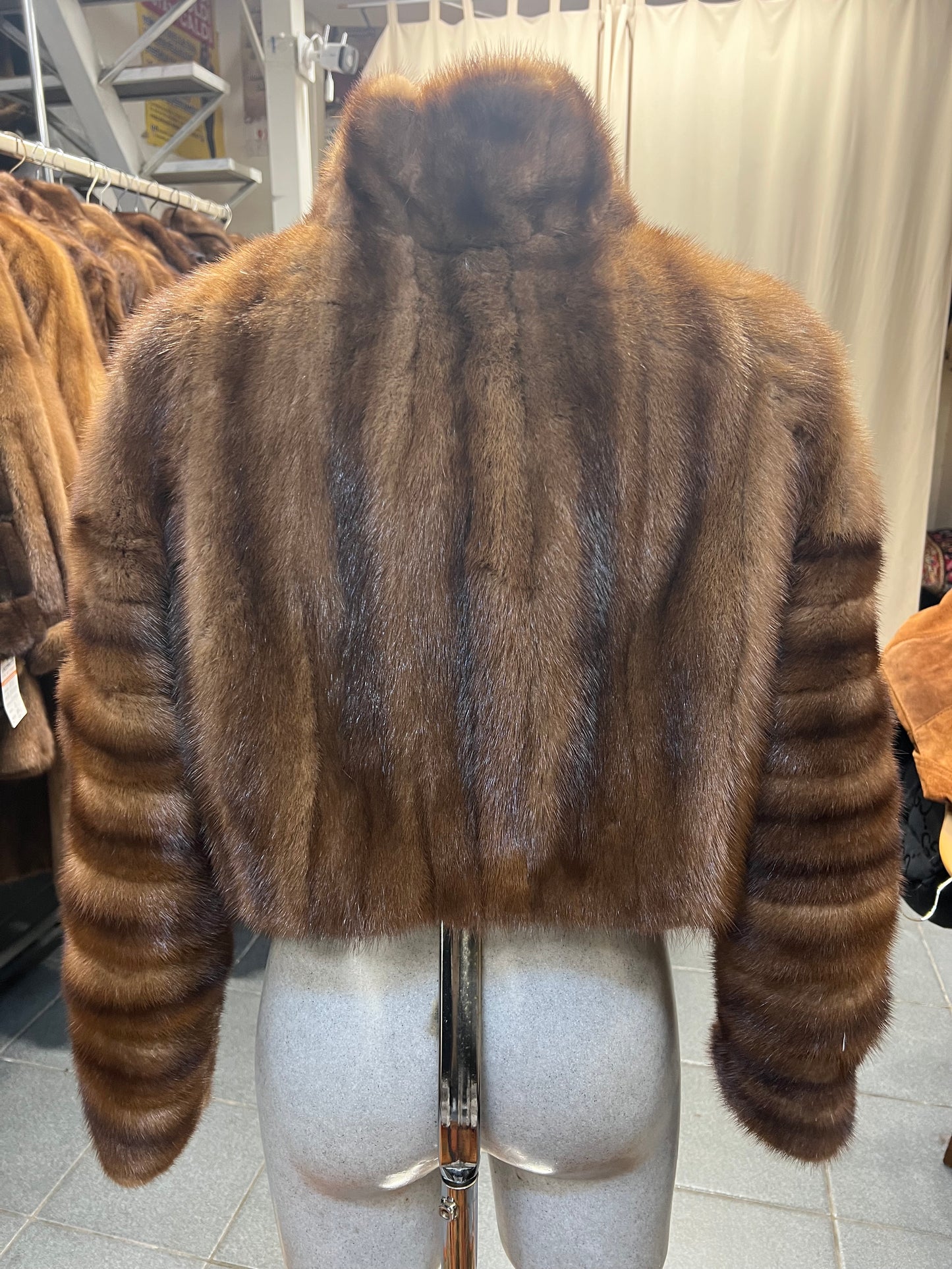 Cape en fourrure de vison