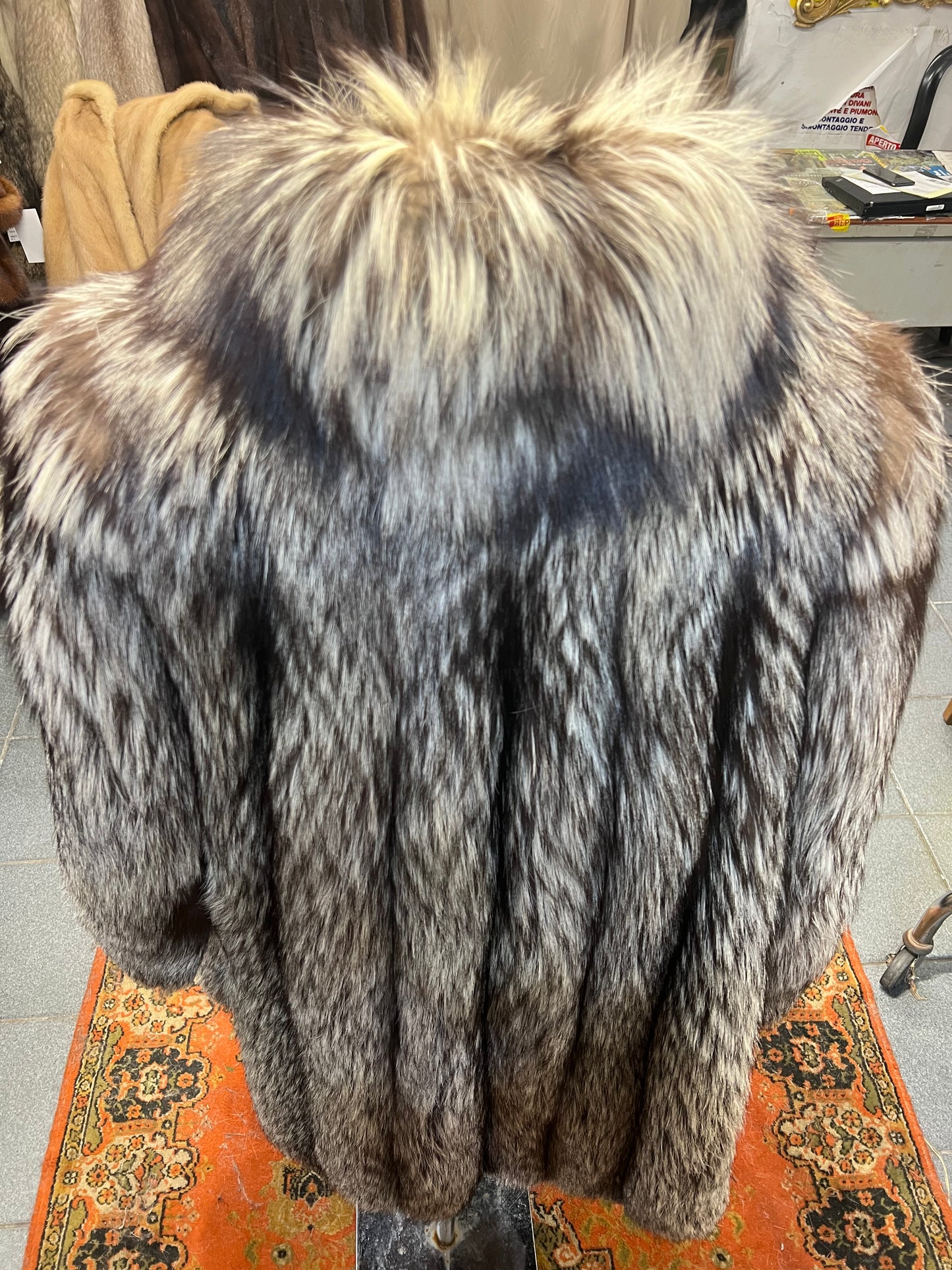 Manteau en fourrure de renard argenté 2773