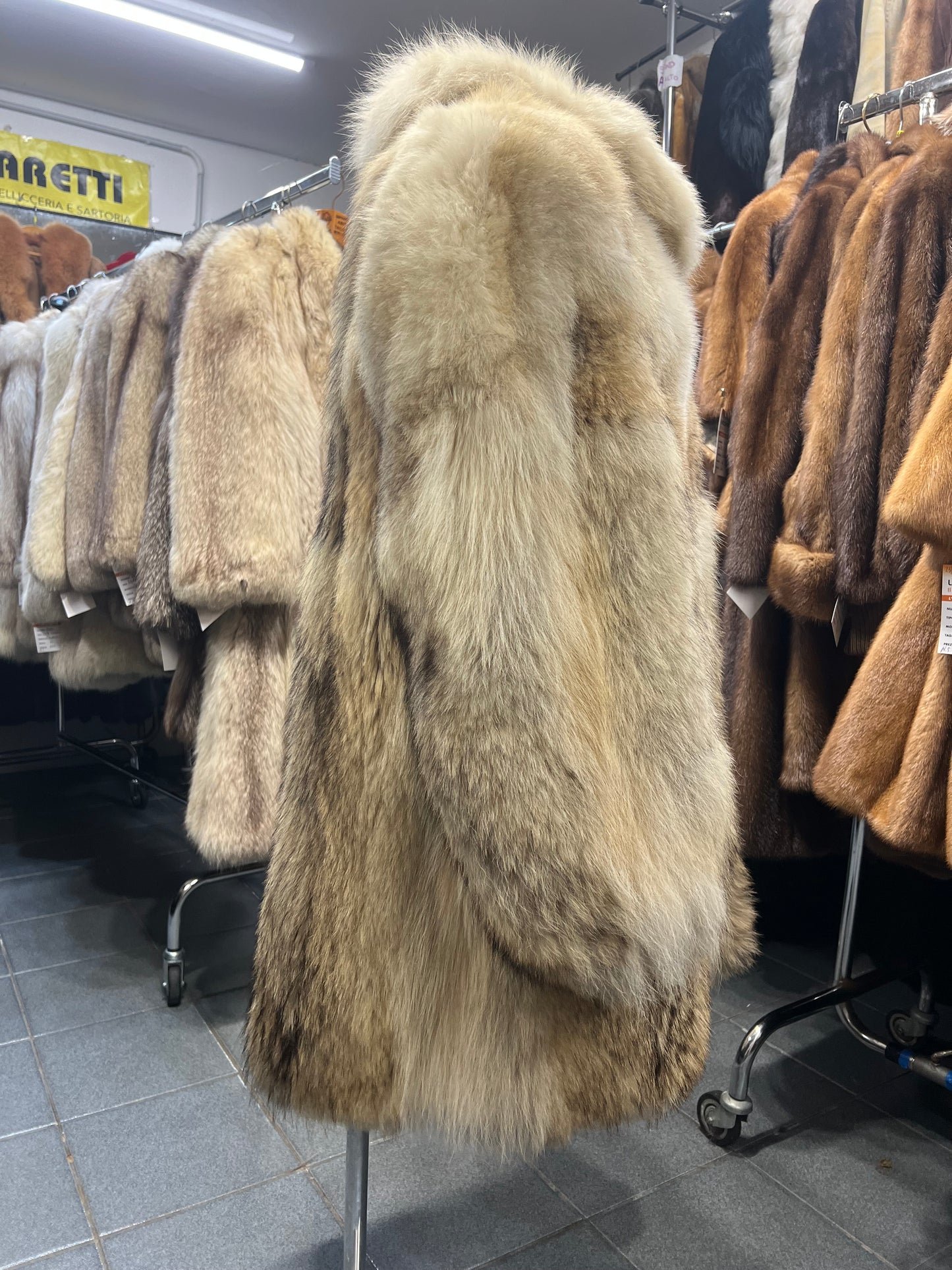 Manteau Fourrure en Loup taille :XL