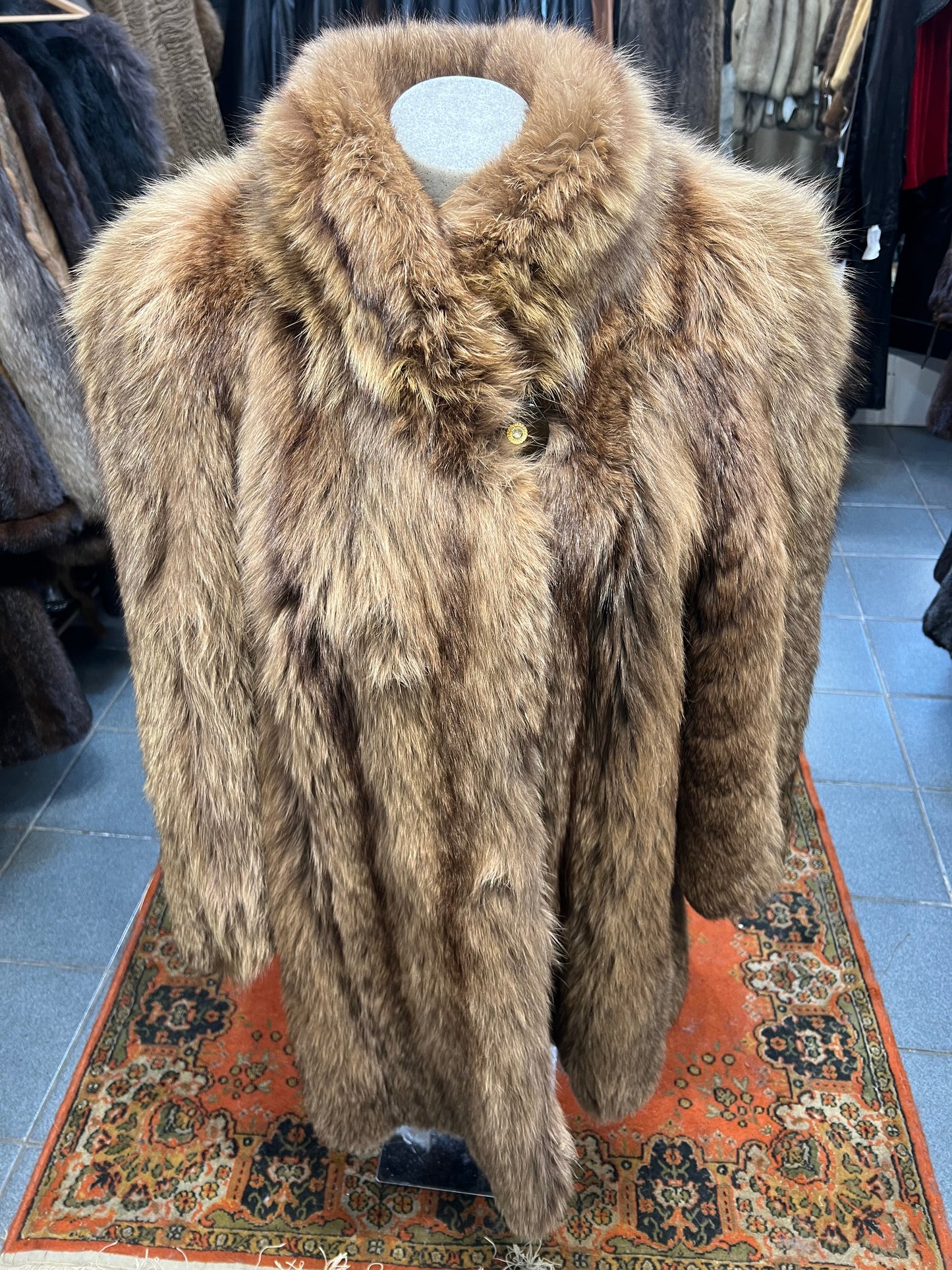 Manteau en Renard Tinté 2422