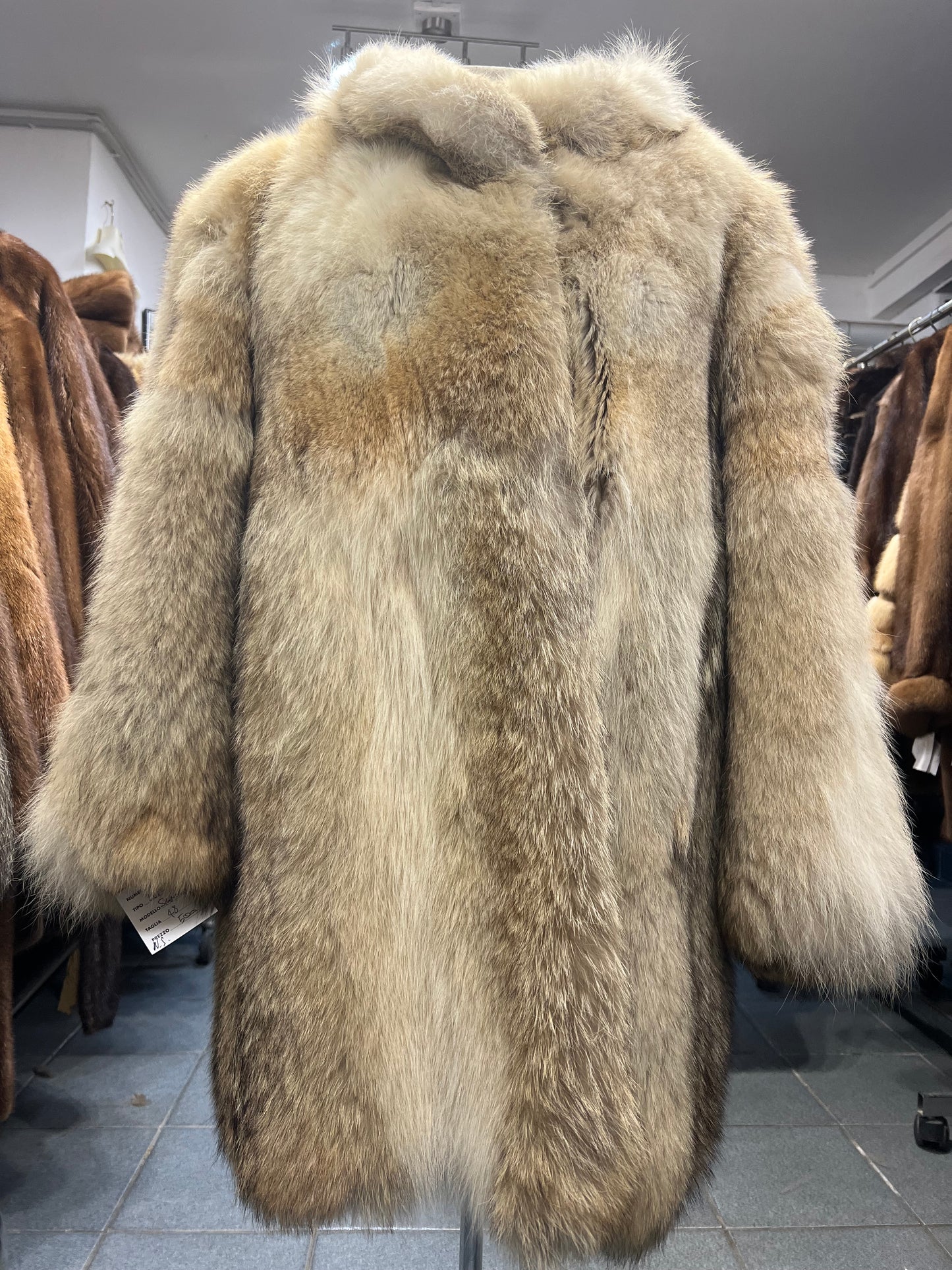 Manteau Fourrure en Loup taille :XL