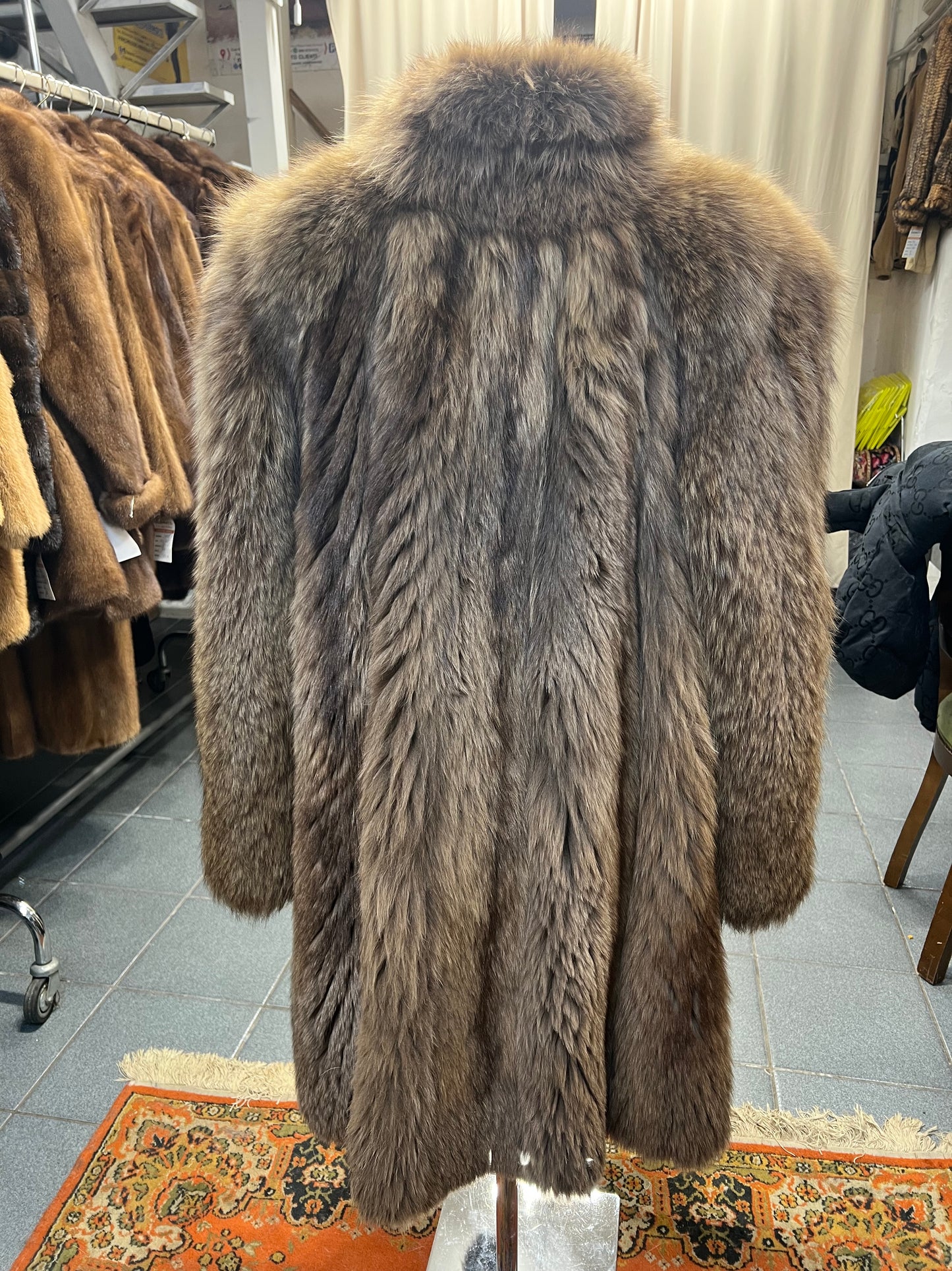 Manteau en Renard Tinté 2422